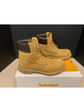 New! Womens Timberland 6-inch Premium Nubuck Wheat Waterproof Boots. Size 7.5M.